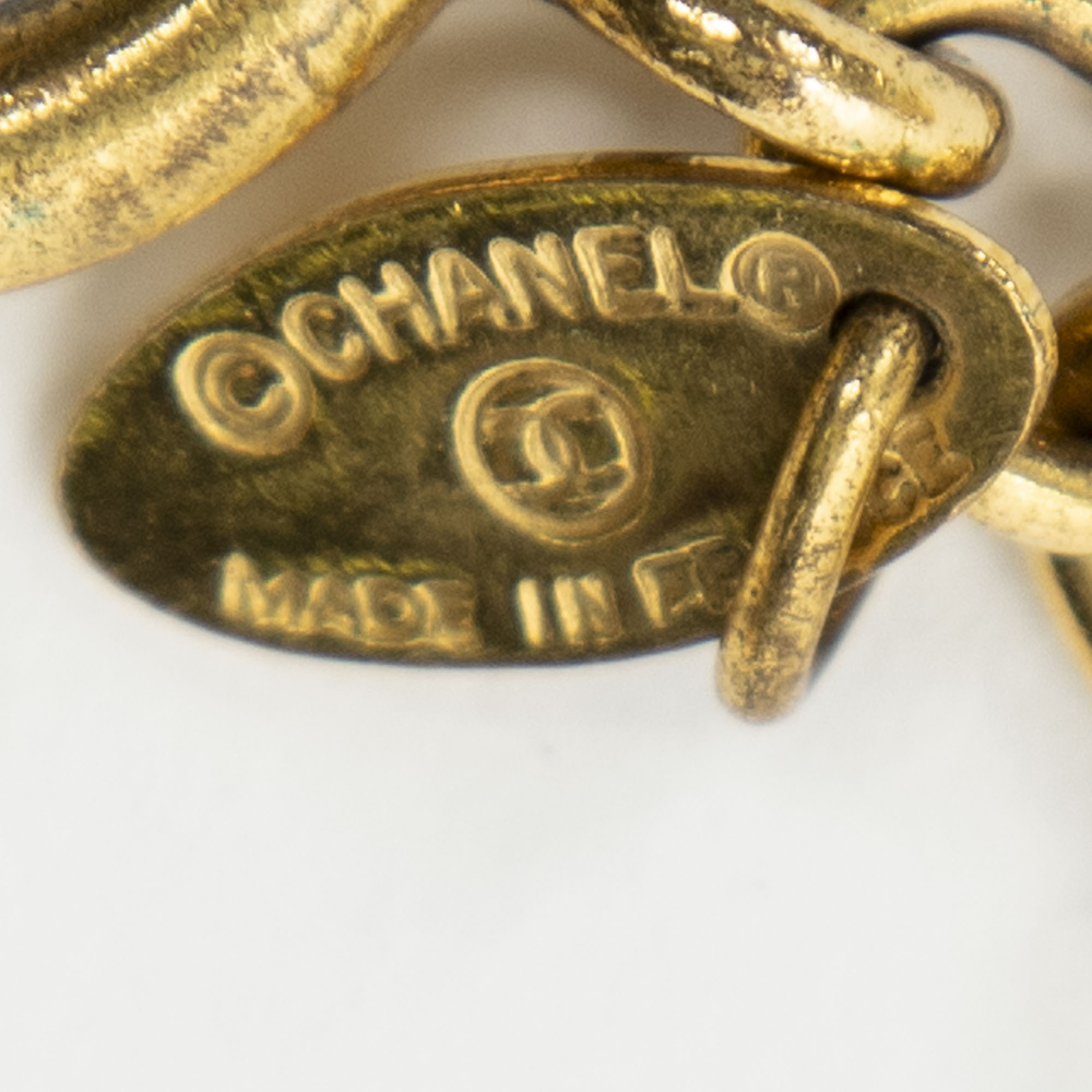 Chanel Quilted CC Pendant Chain Necklace - Picture 3 of 3